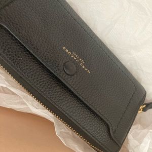 Marc Jacob wallet!